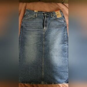 Levi's Classic Straight Denim High Rise Pencil Skirt Size 31